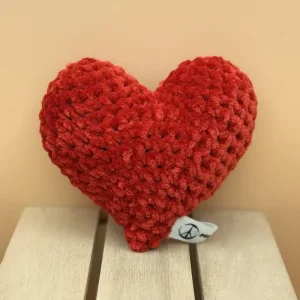 coeur au crochet rouge