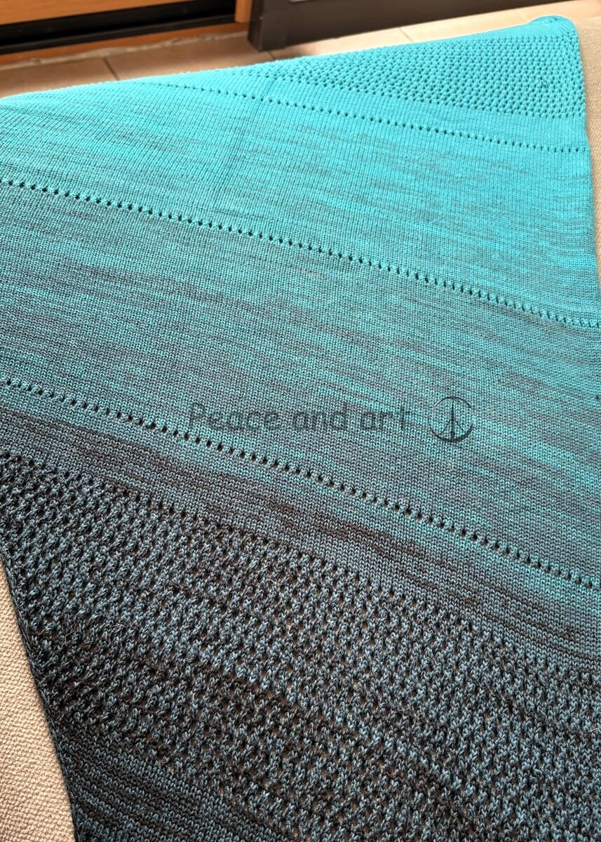 Châle tricot Aqua – Image 3