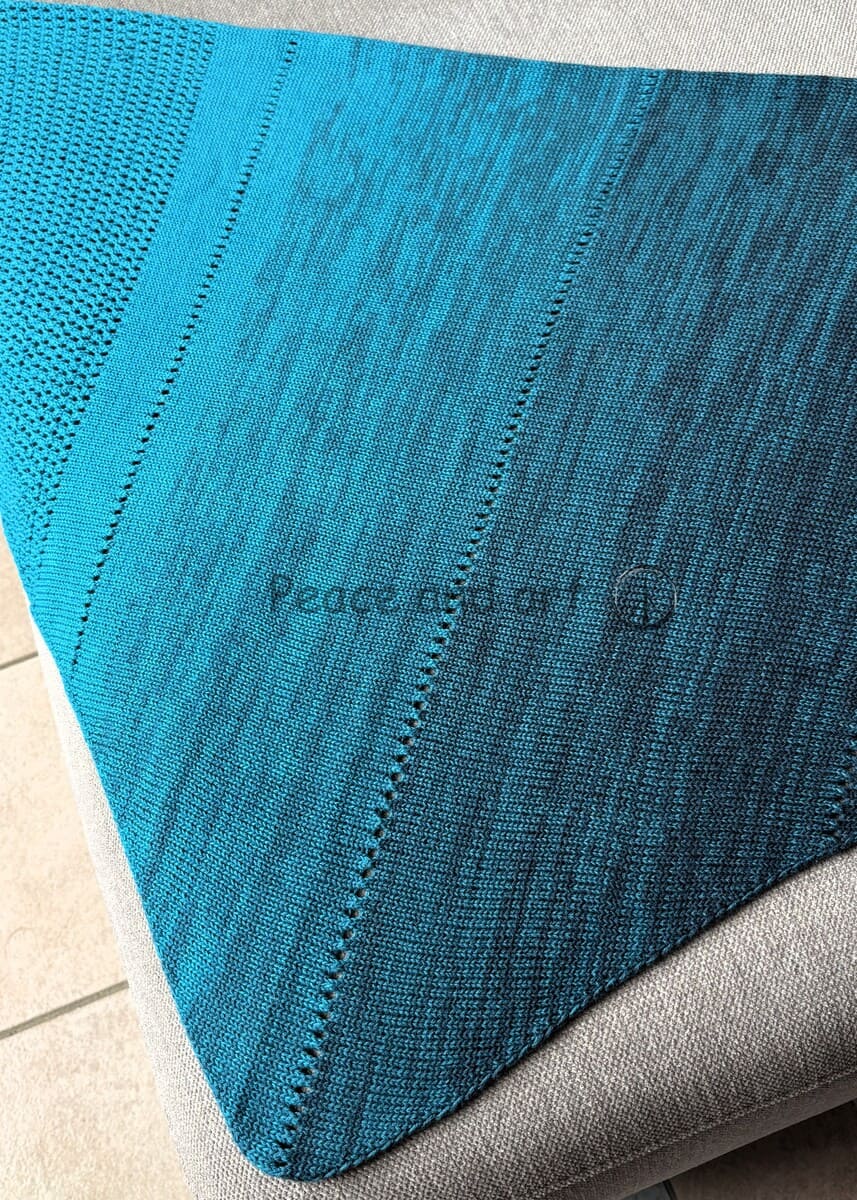 châle tricot machine turquoise