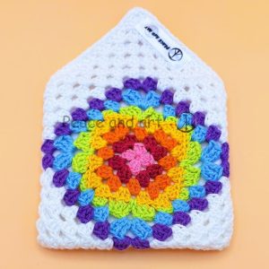 pochette granny square